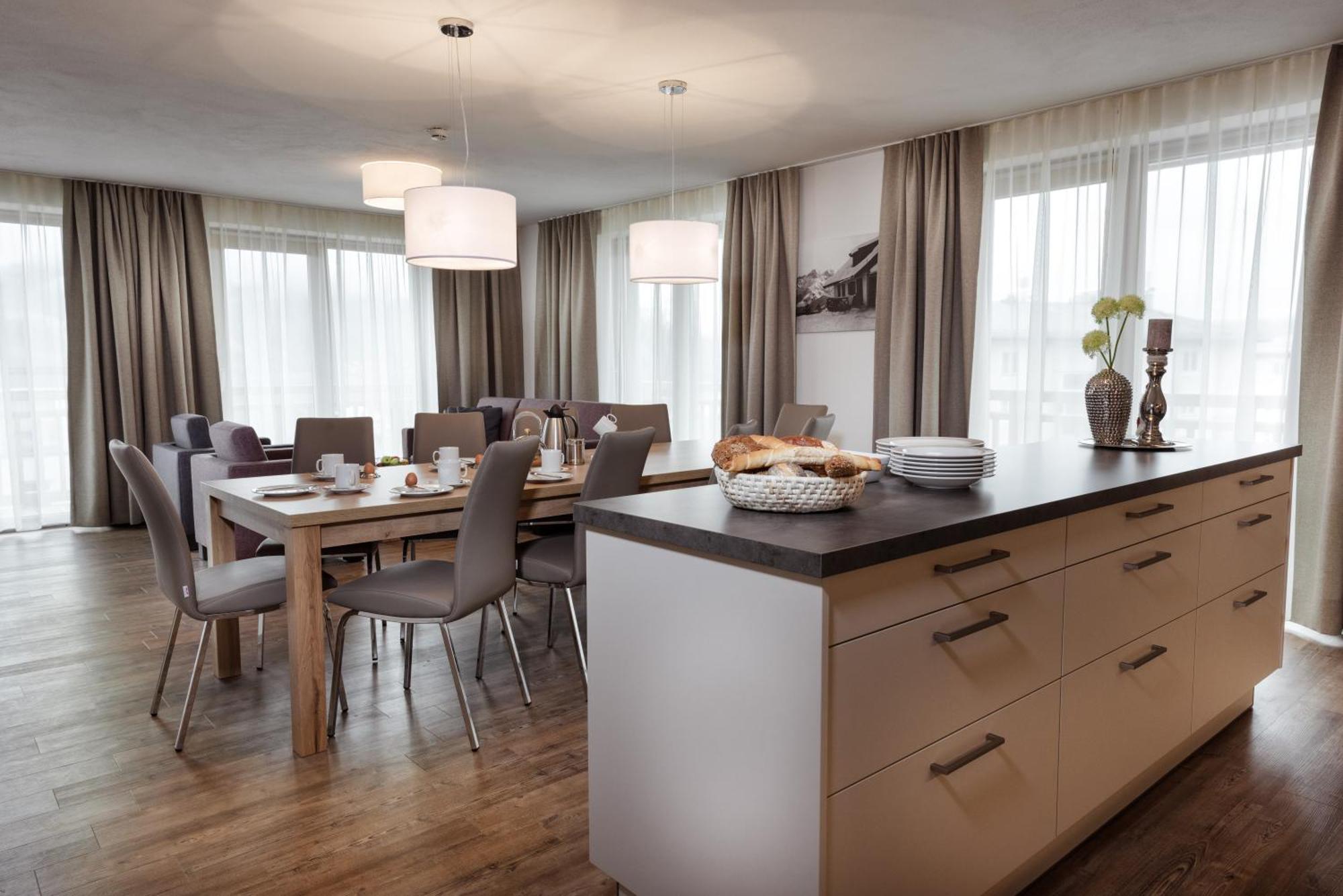 Aparthotel Alpenparks & Zell Am