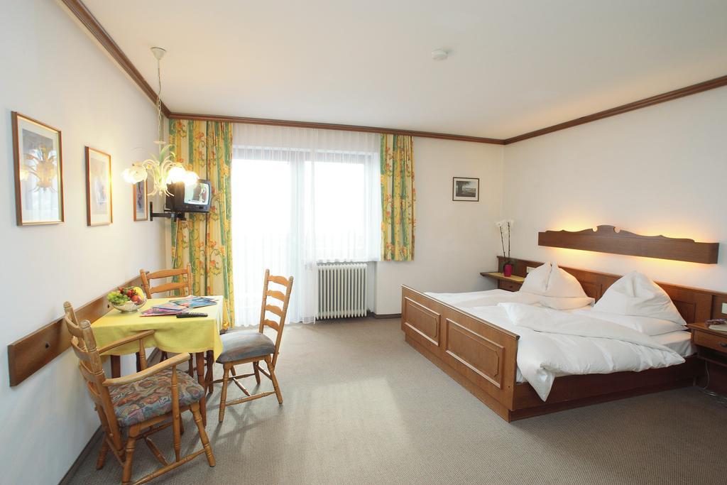 Aparthotel Alpenparks Hotel&apartment Zell Am 3*
